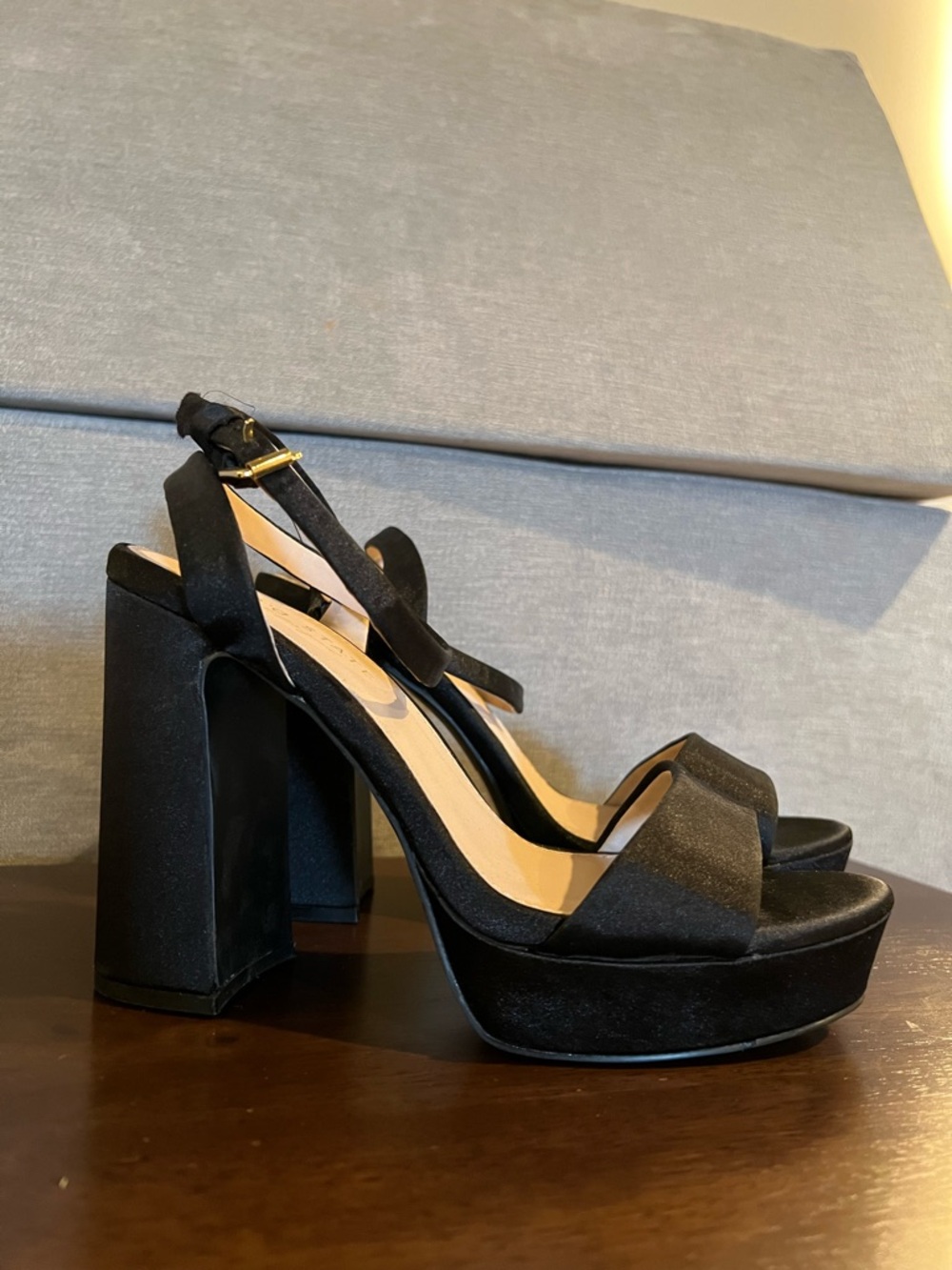Altar’d State Black Platform Block Heels Women’s Size 7.5